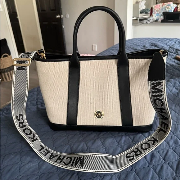 Canvas Tote Bag Michael Kors Marina Mall Kors Bags Kors Store